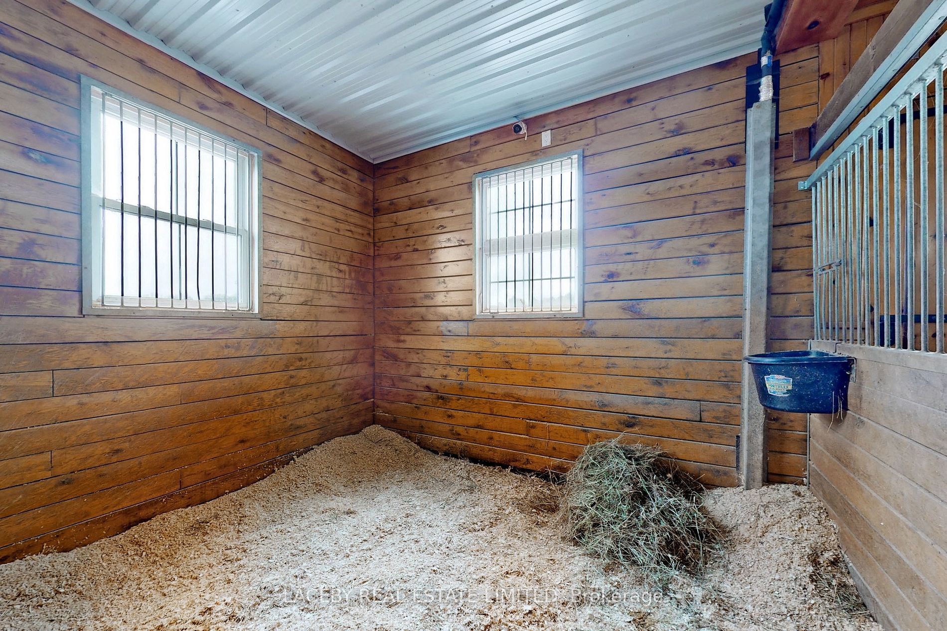 16979 Ninth Line Property Photo 24