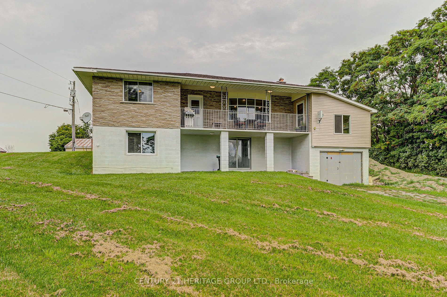 3558 Line 9 Property Photo 1