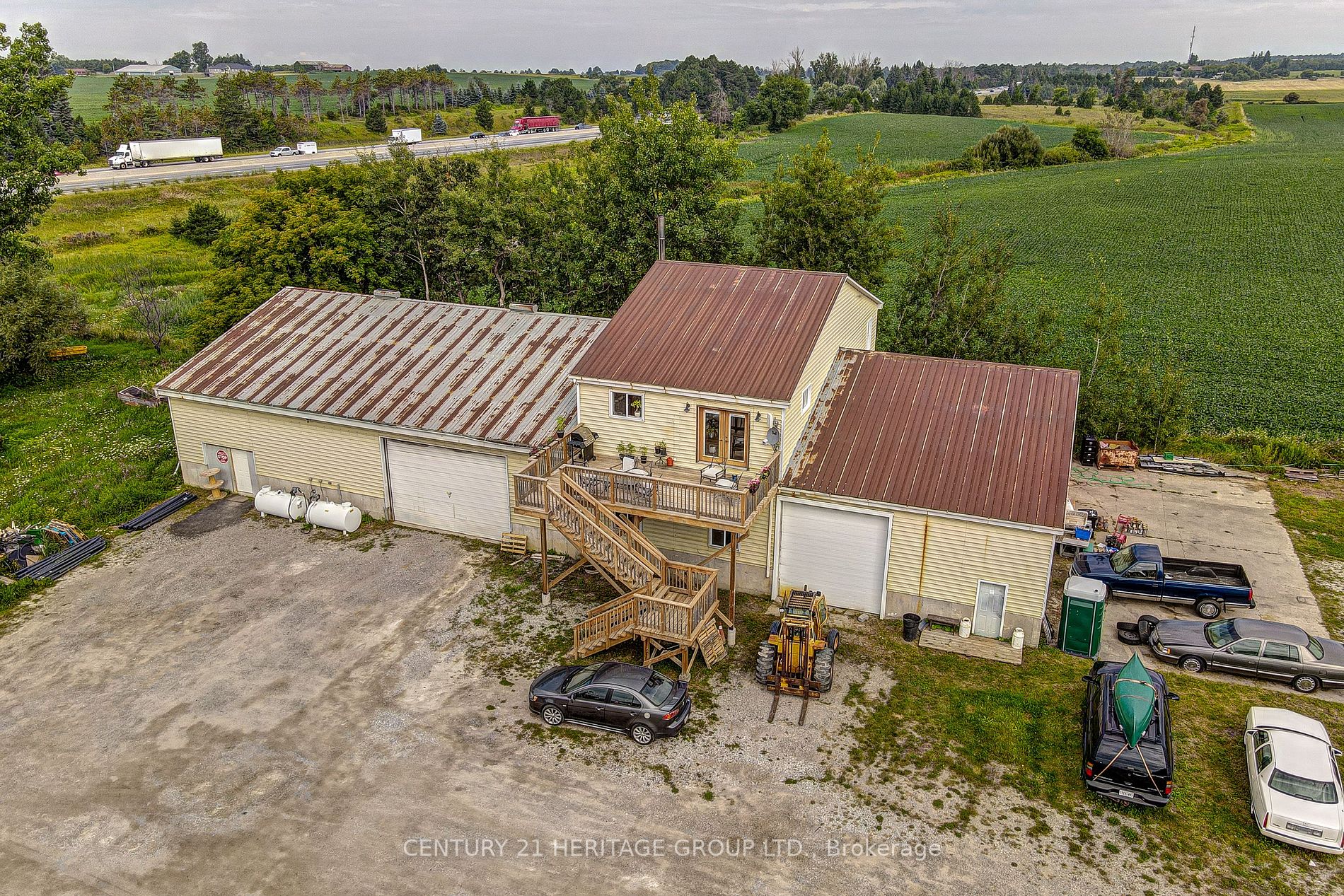 3558 Line 9 Property Photo 11