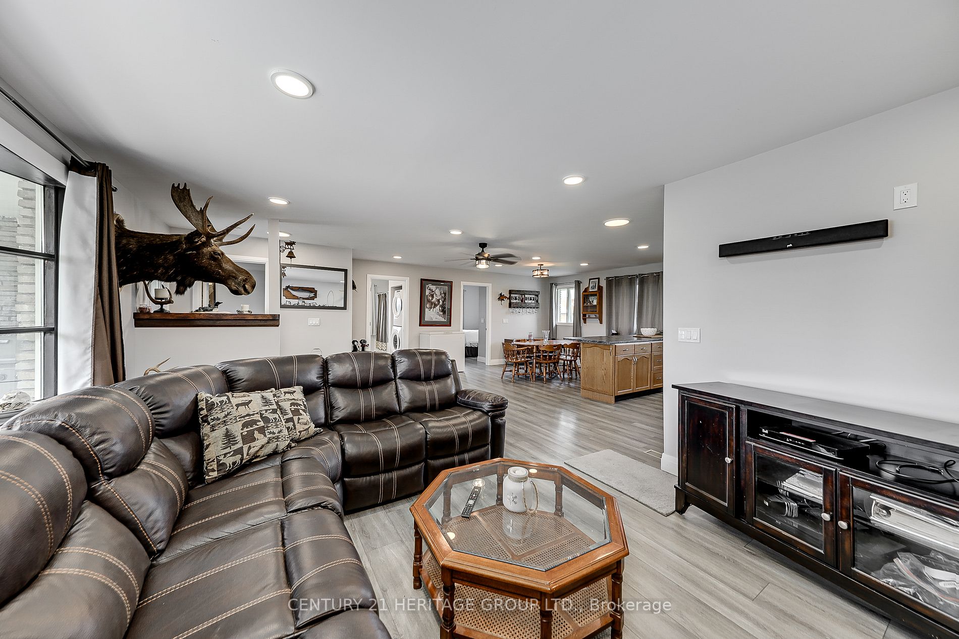 3558 Line 9 Property Photo 24