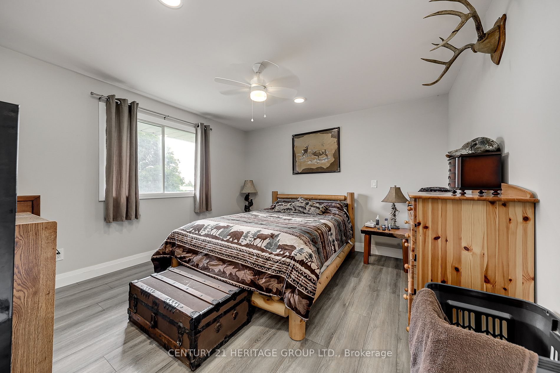 3558 Line 9 Property Photo 27