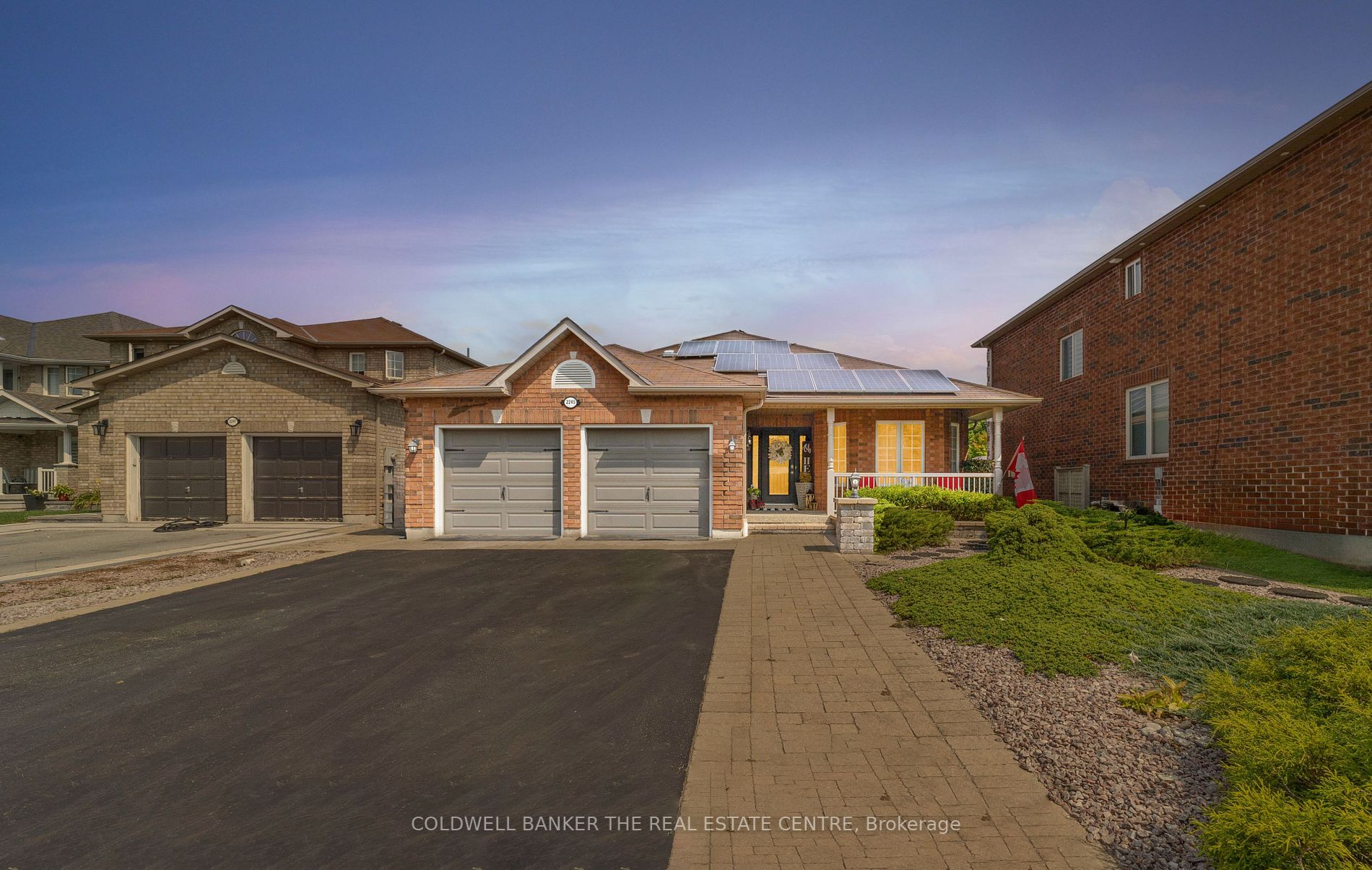 2245 Sproule St Property Photo 1