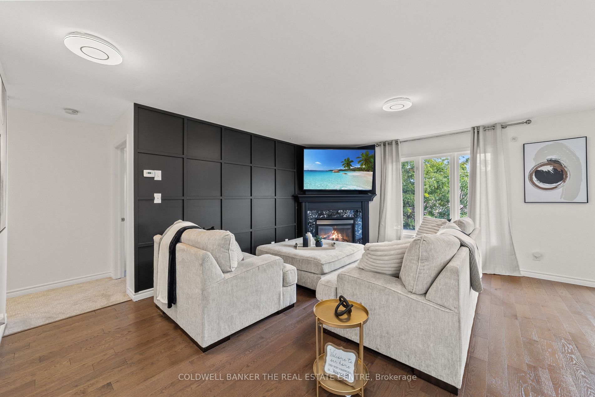 2245 Sproule St Property Photo 16