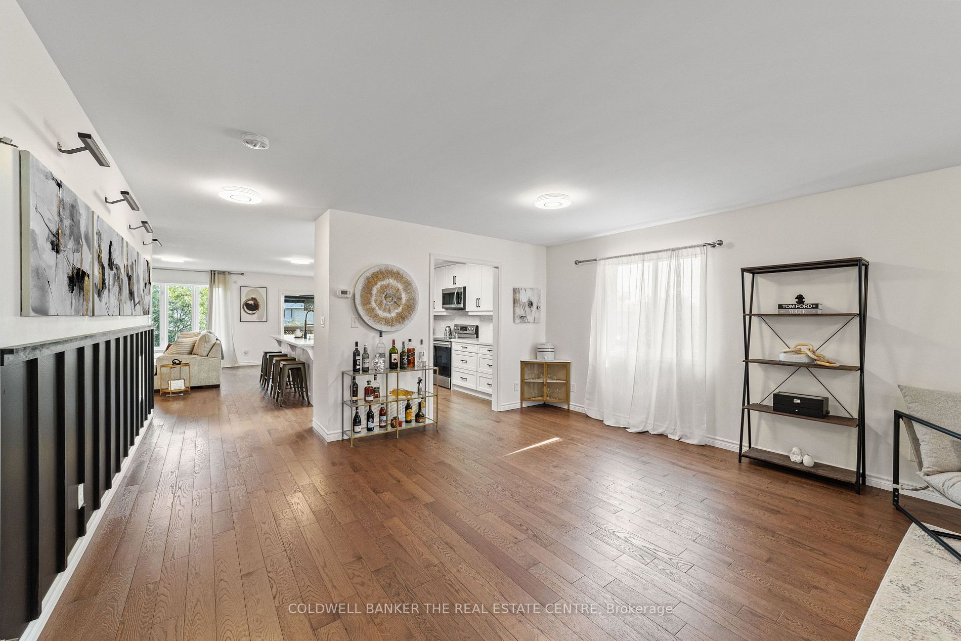 2245 Sproule St Property Photo 17