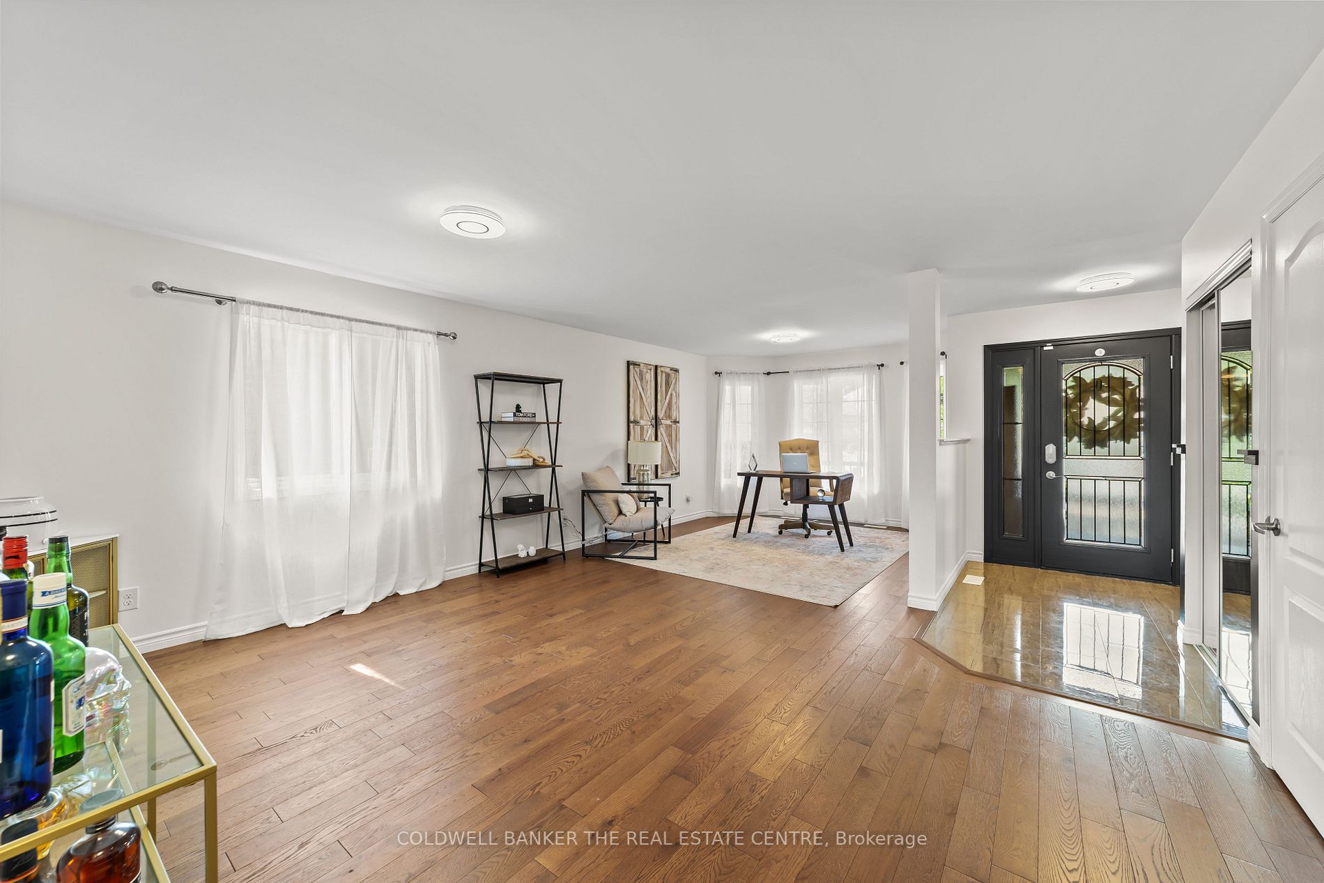 2245 Sproule St Property Photo 19