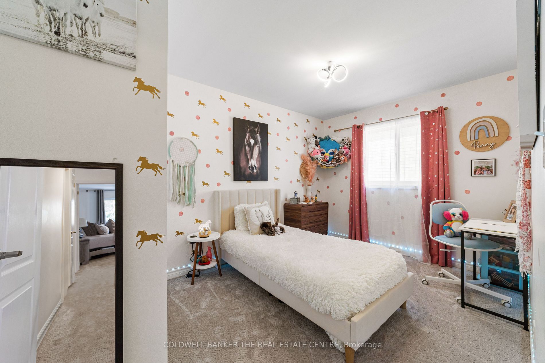 2245 Sproule St Property Photo 26