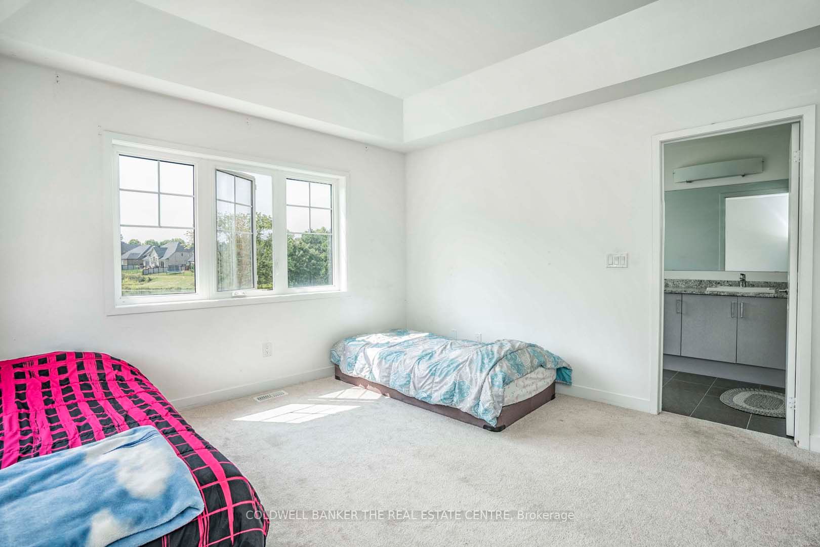 230 Bennett St Property Photo 12