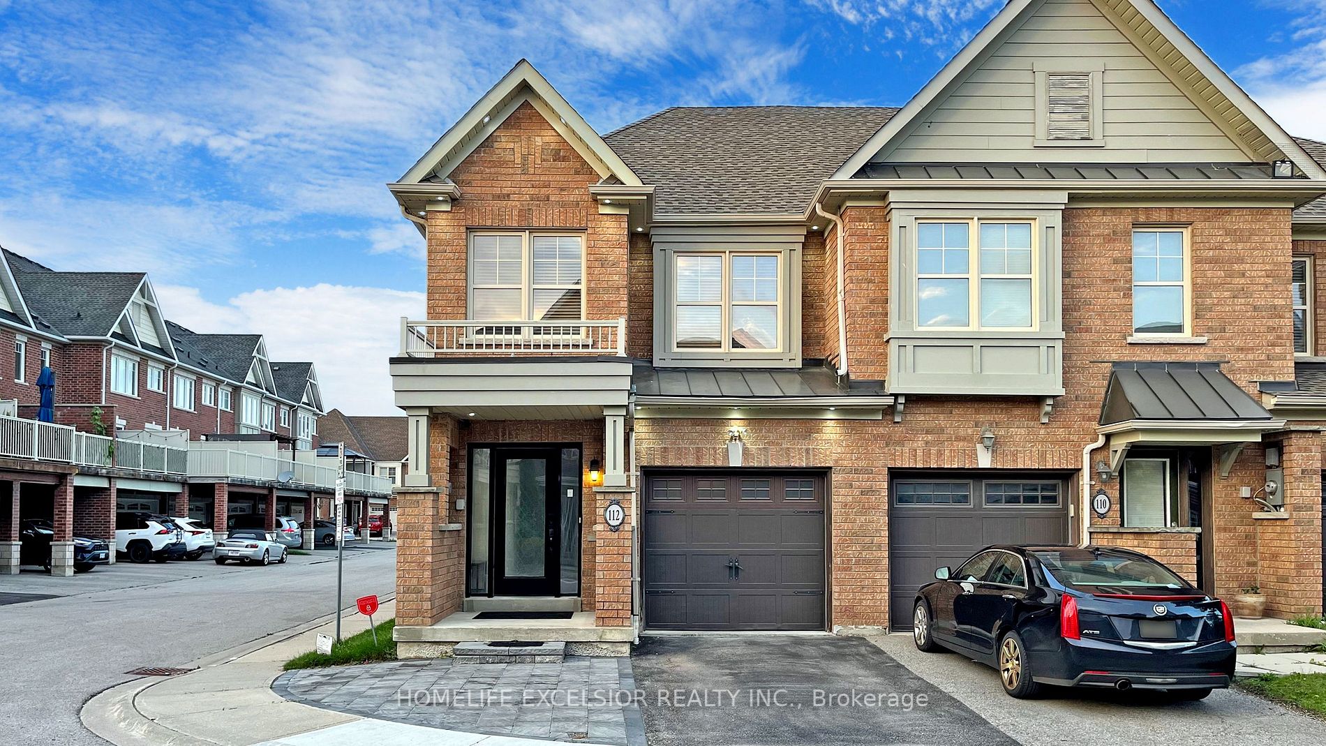 112 Expedition Cres E Picture