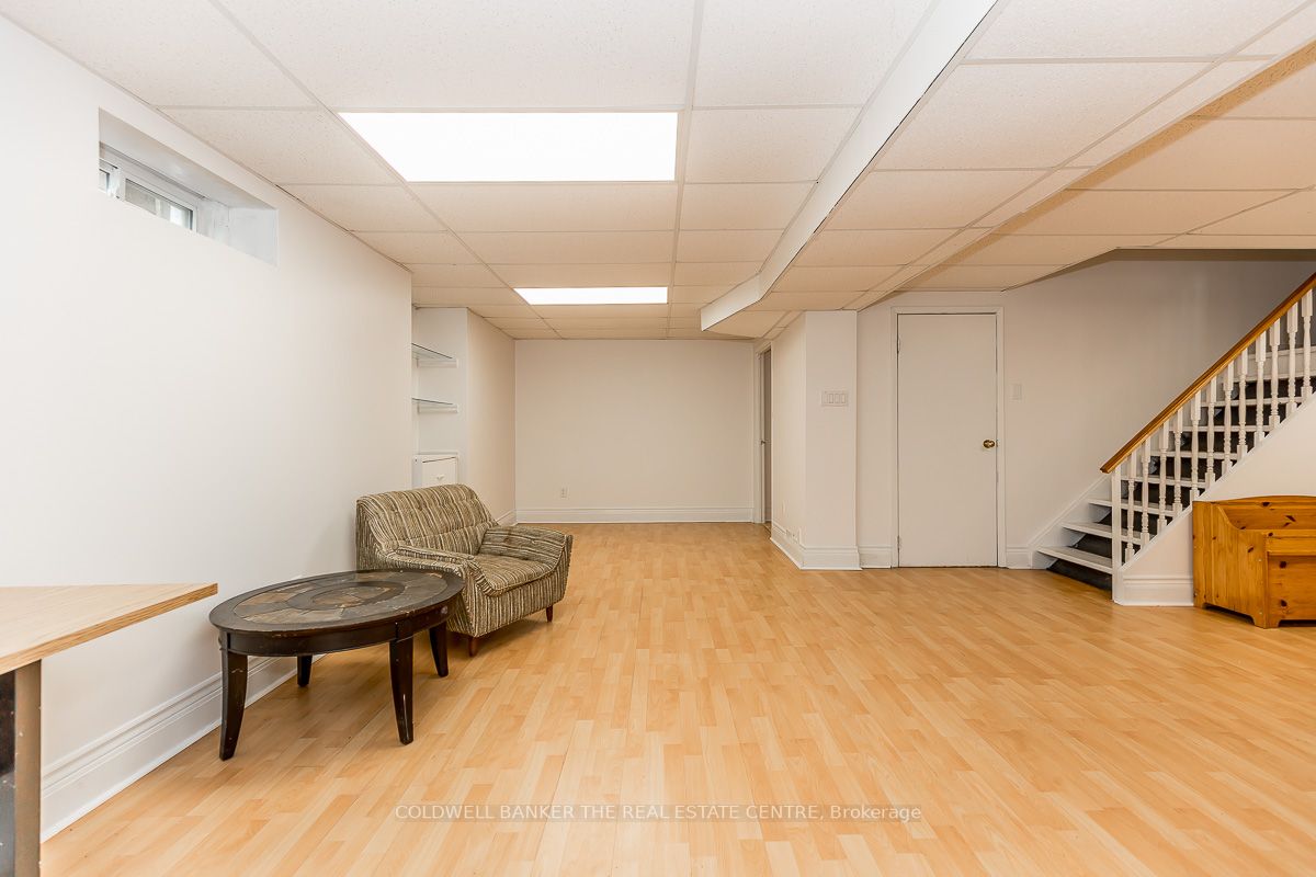 200 Kemano Rd Property Photo 26