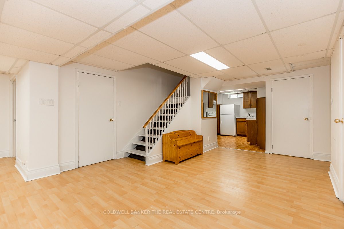 200 Kemano Rd Property Photo 27
