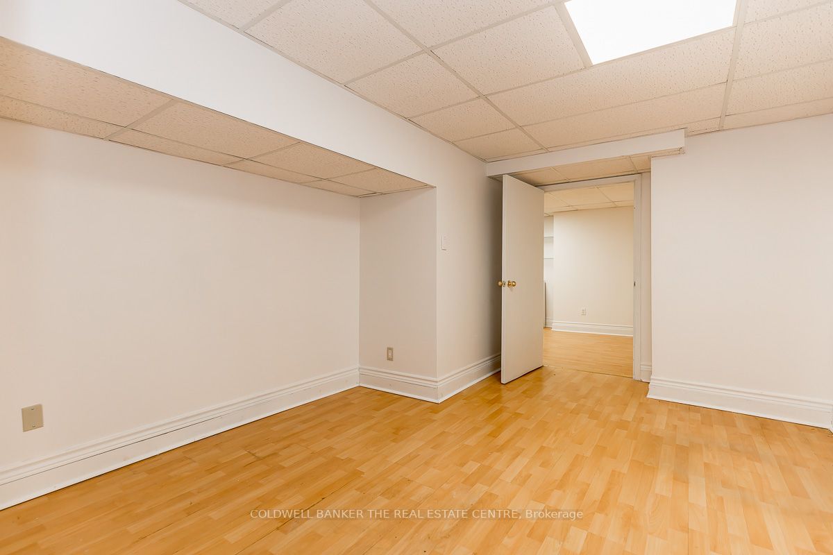 200 Kemano Rd Property Photo 30