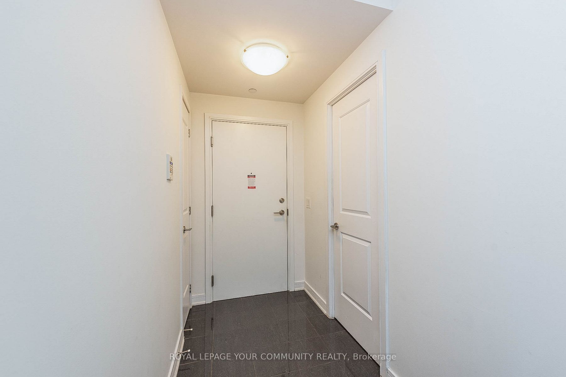 9199 Yonge St 55 Property Photo 5