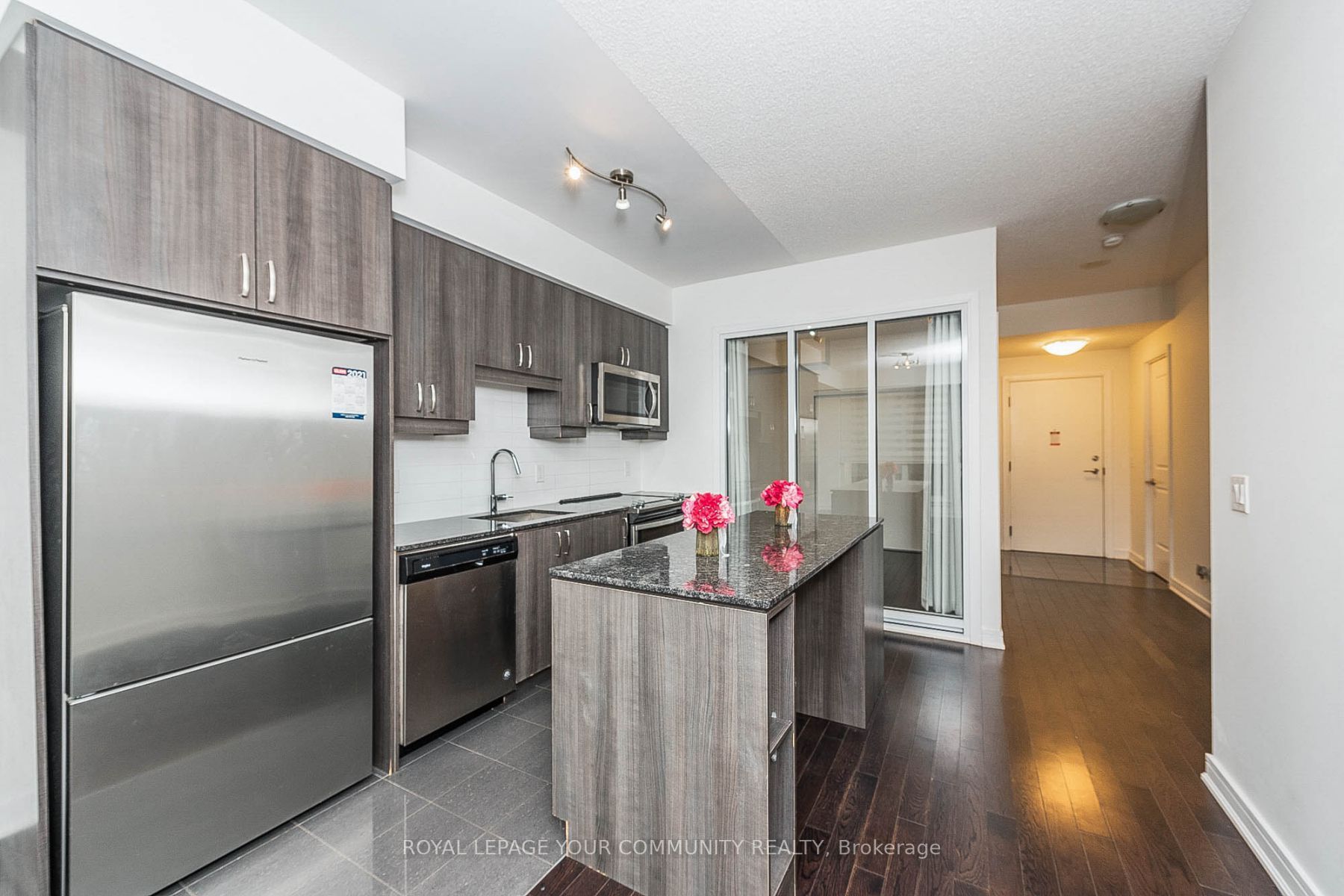 9199 Yonge St 55 Property Photo 6