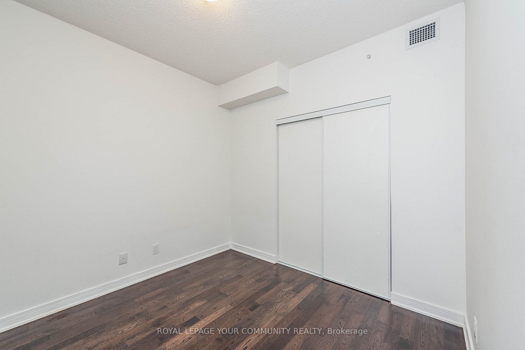 9199 Yonge St 55 Property Photo 8