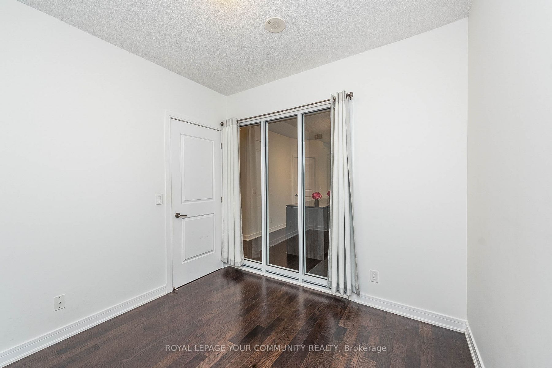 9199 Yonge St 55 Property Photo 9