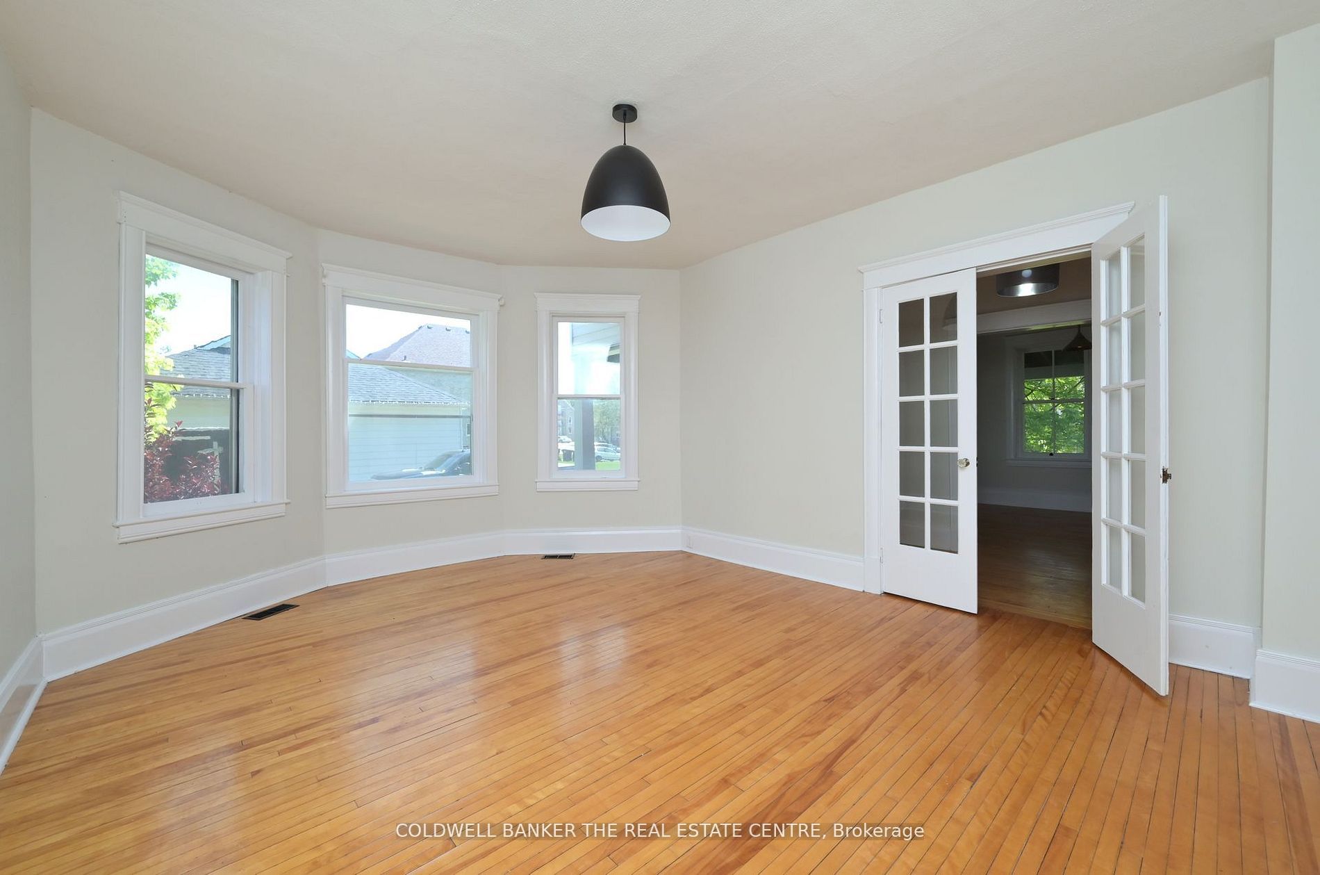 7 George St Property Photo 10