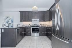 36 Richmond Park Dr Property Photo 5