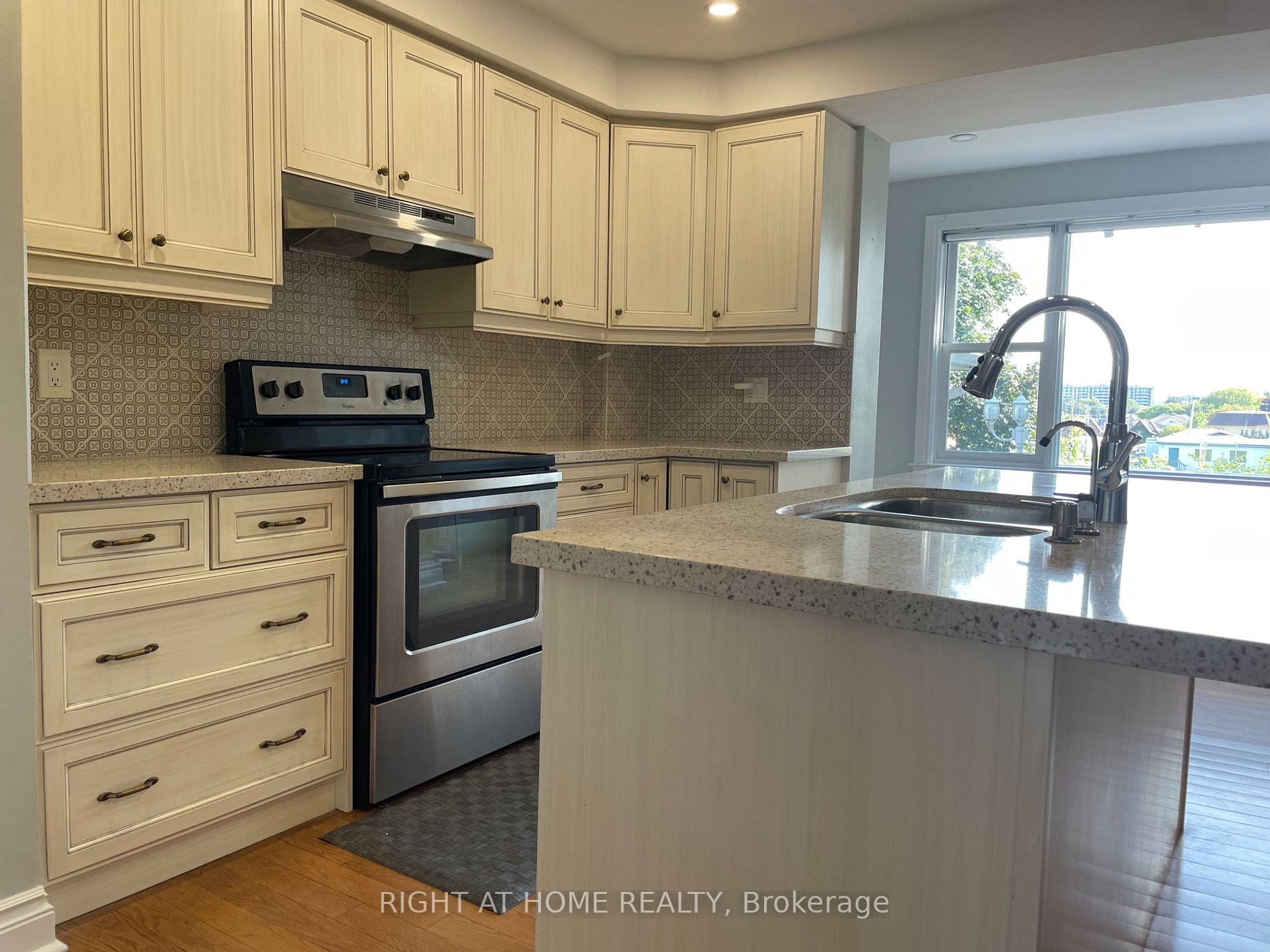 15 Bunker Rd Property Photo 6