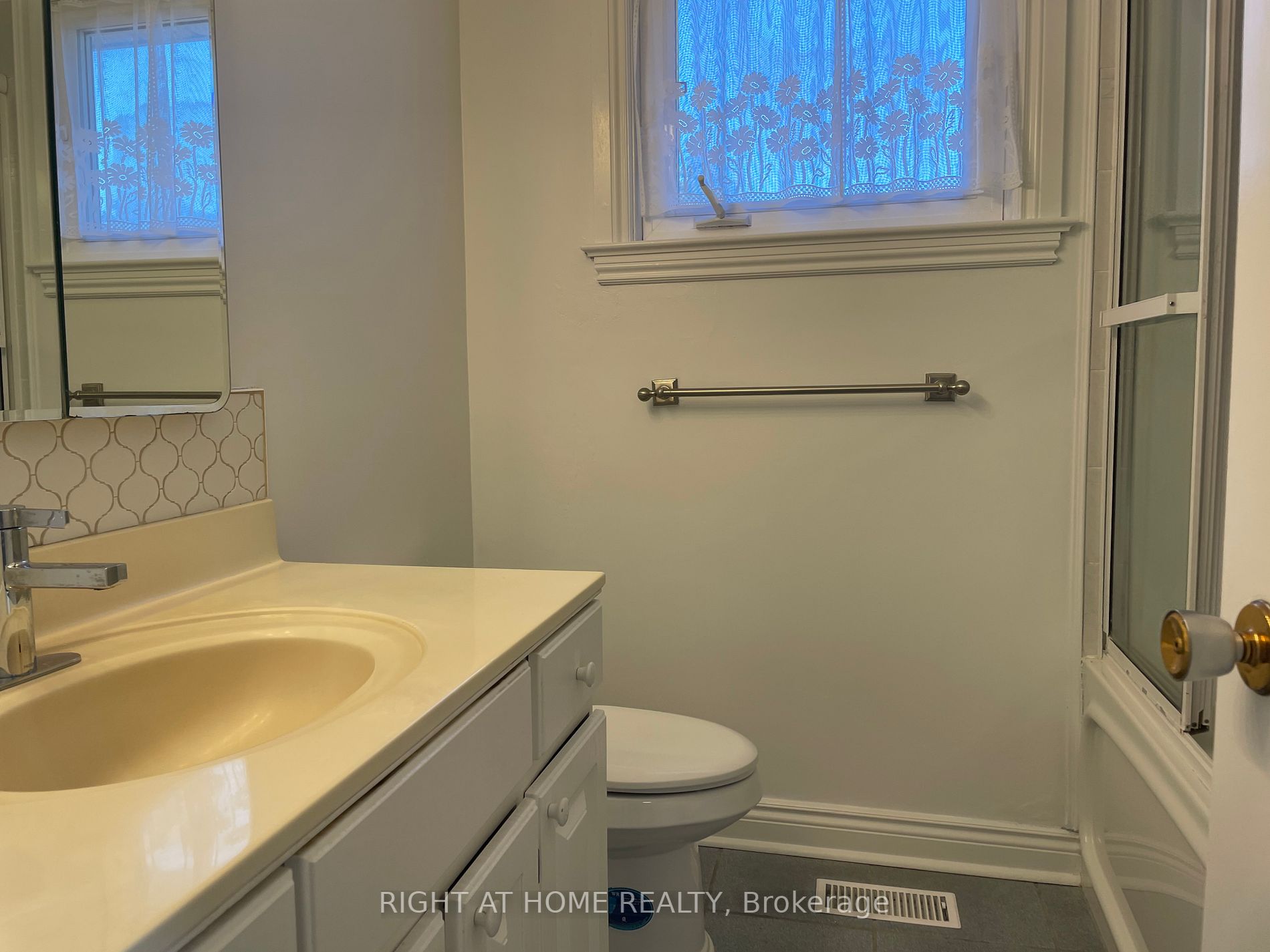 15 Bunker Rd Property Photo 16