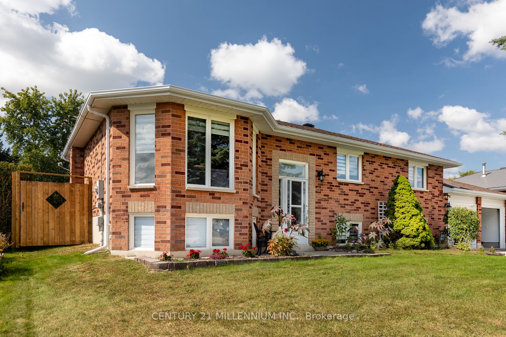 6 Loree Dr Property Photo
