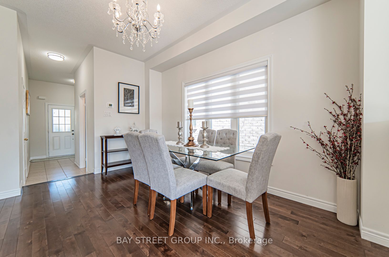 399 Caboto Tr Property Photo 6