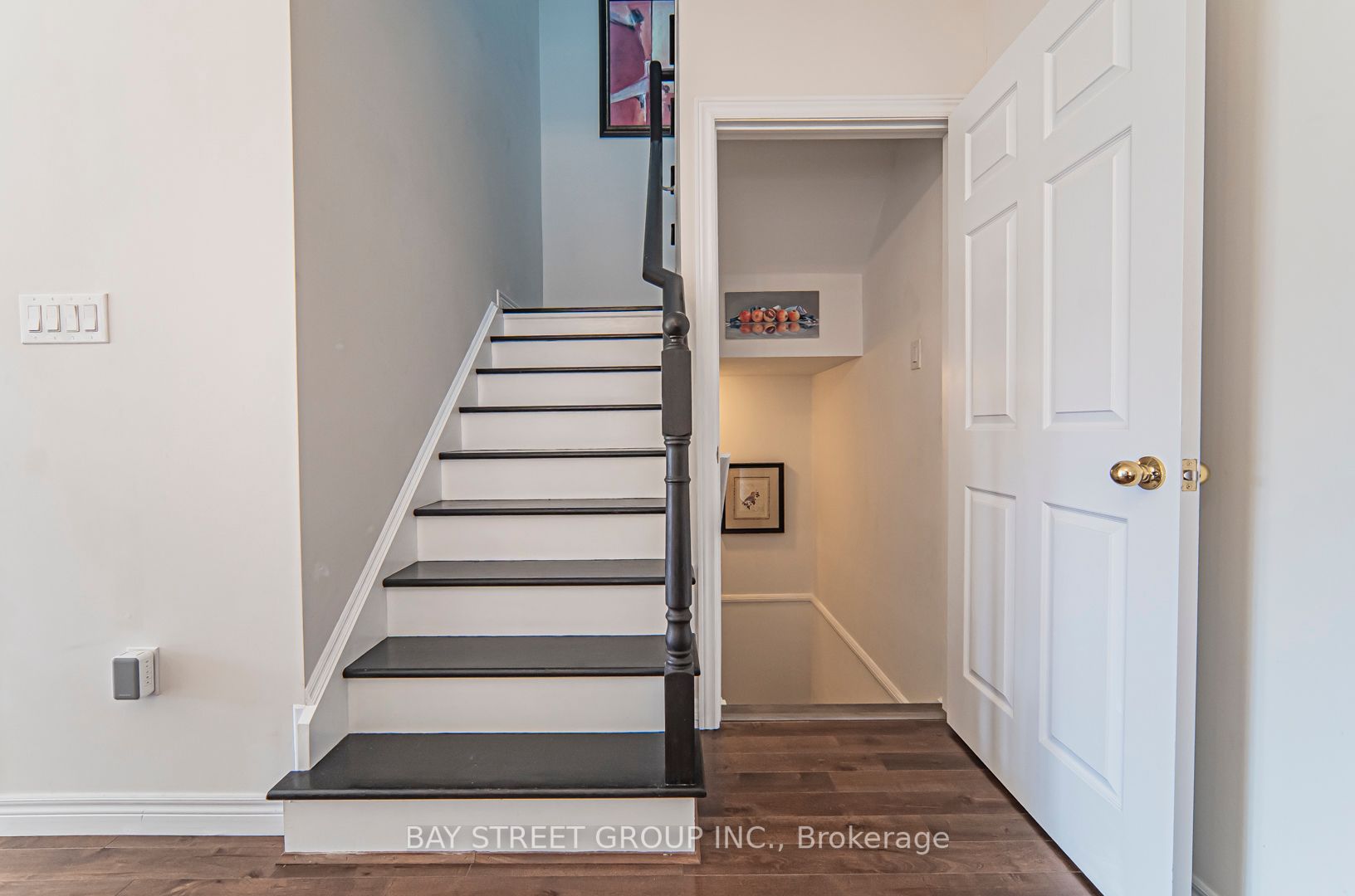 399 Caboto Tr Property Photo 17