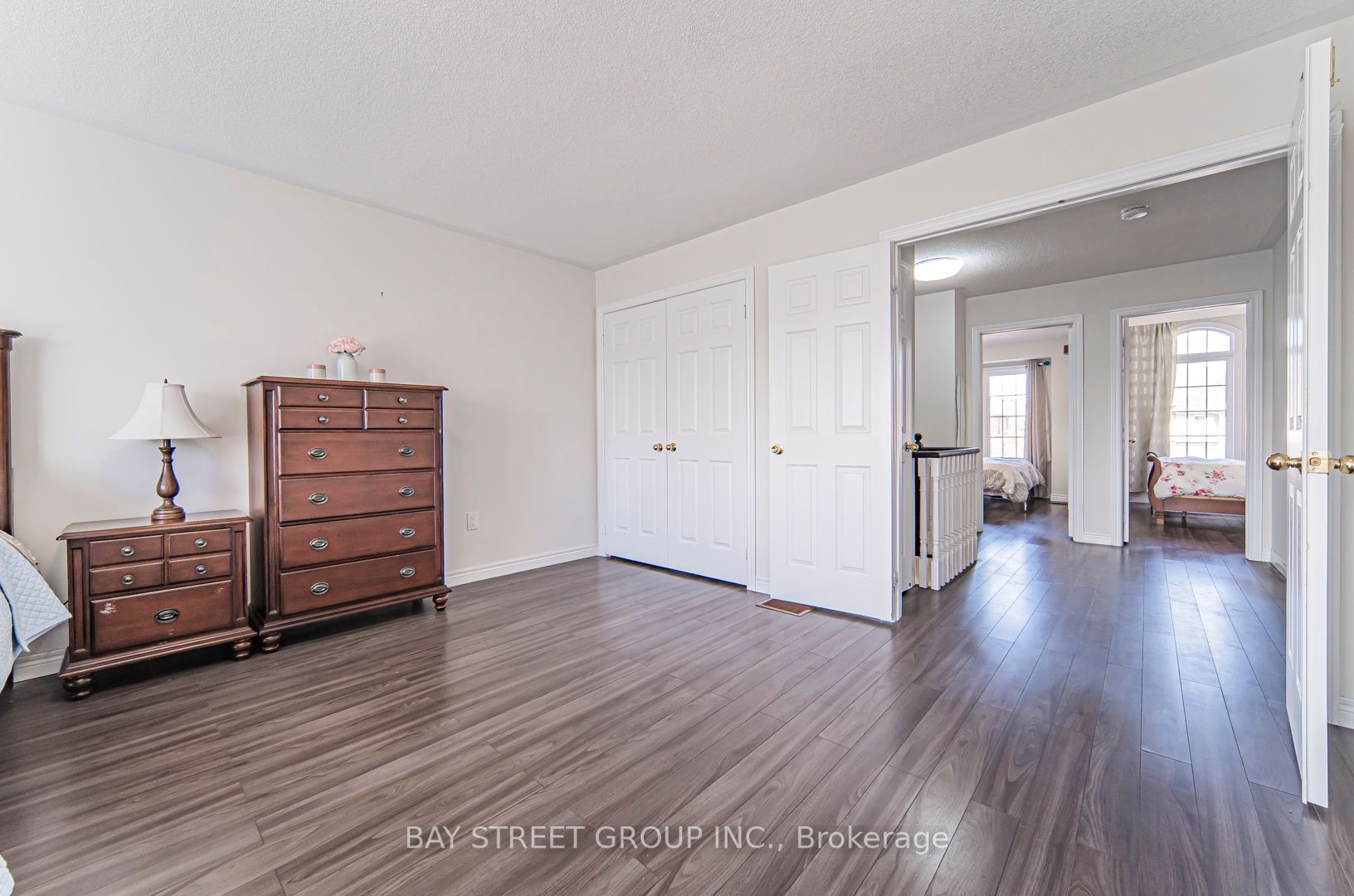 399 Caboto Tr Property Photo 21
