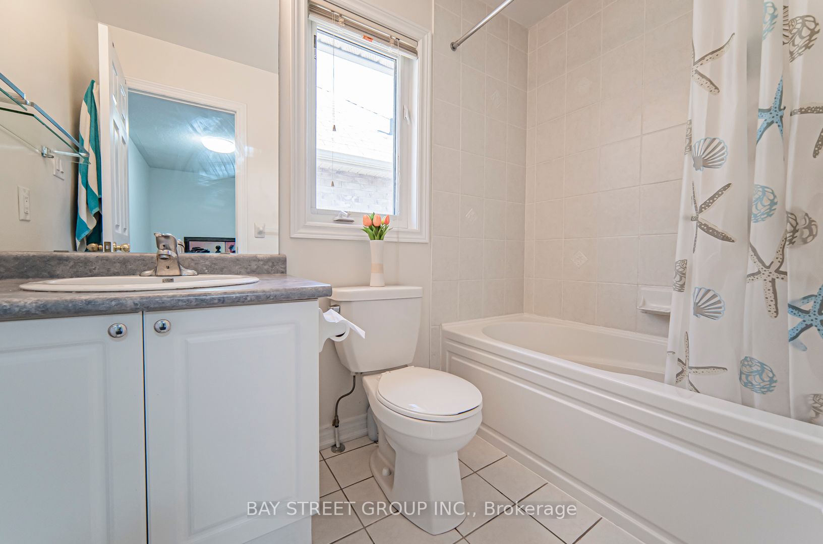 399 Caboto Tr Property Photo 24