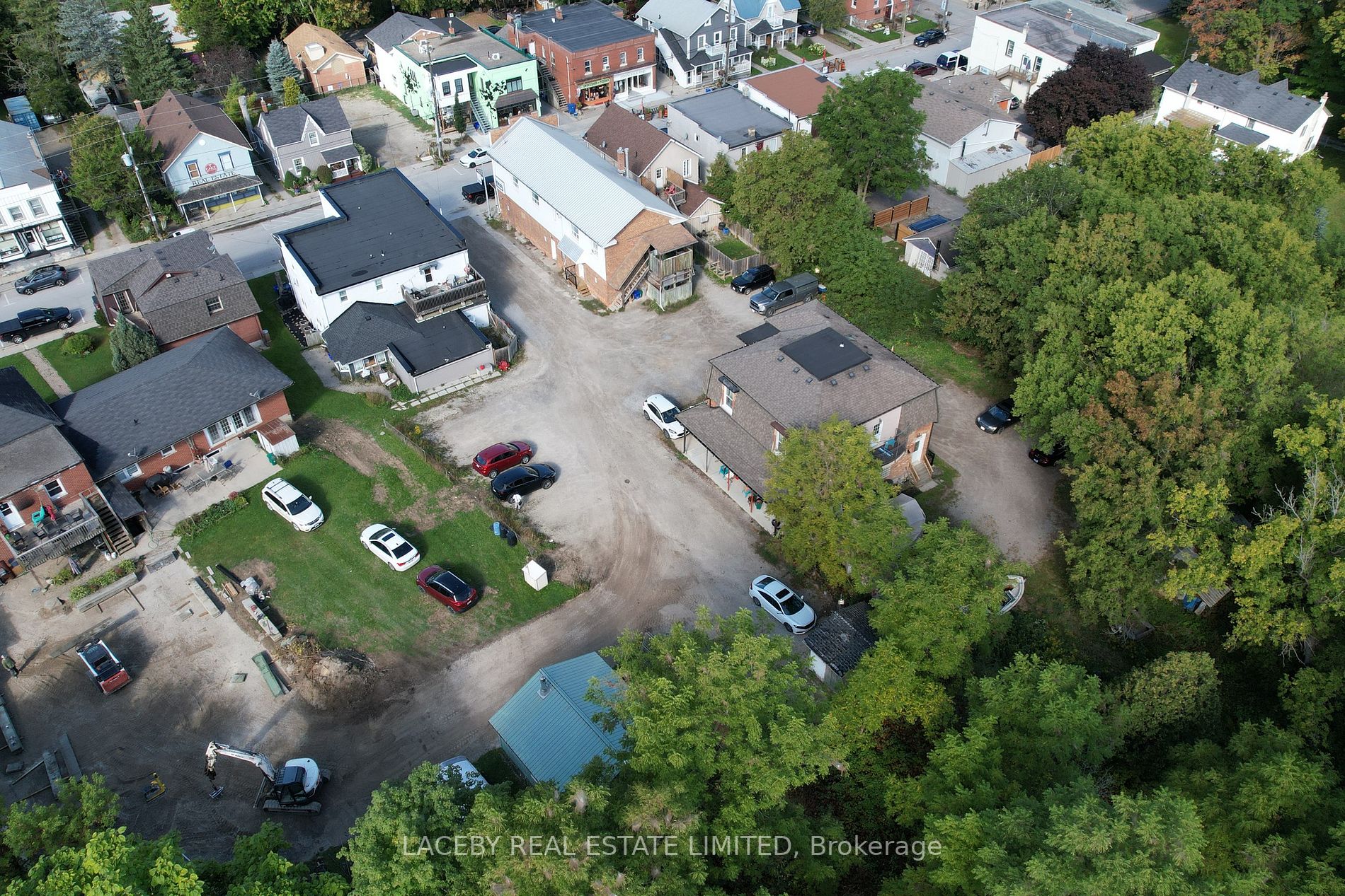250 Main St Property Photo 28