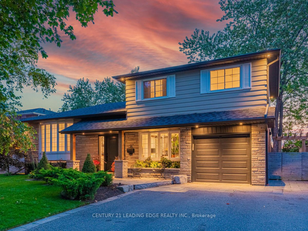38 Wootten Way S Property Photo