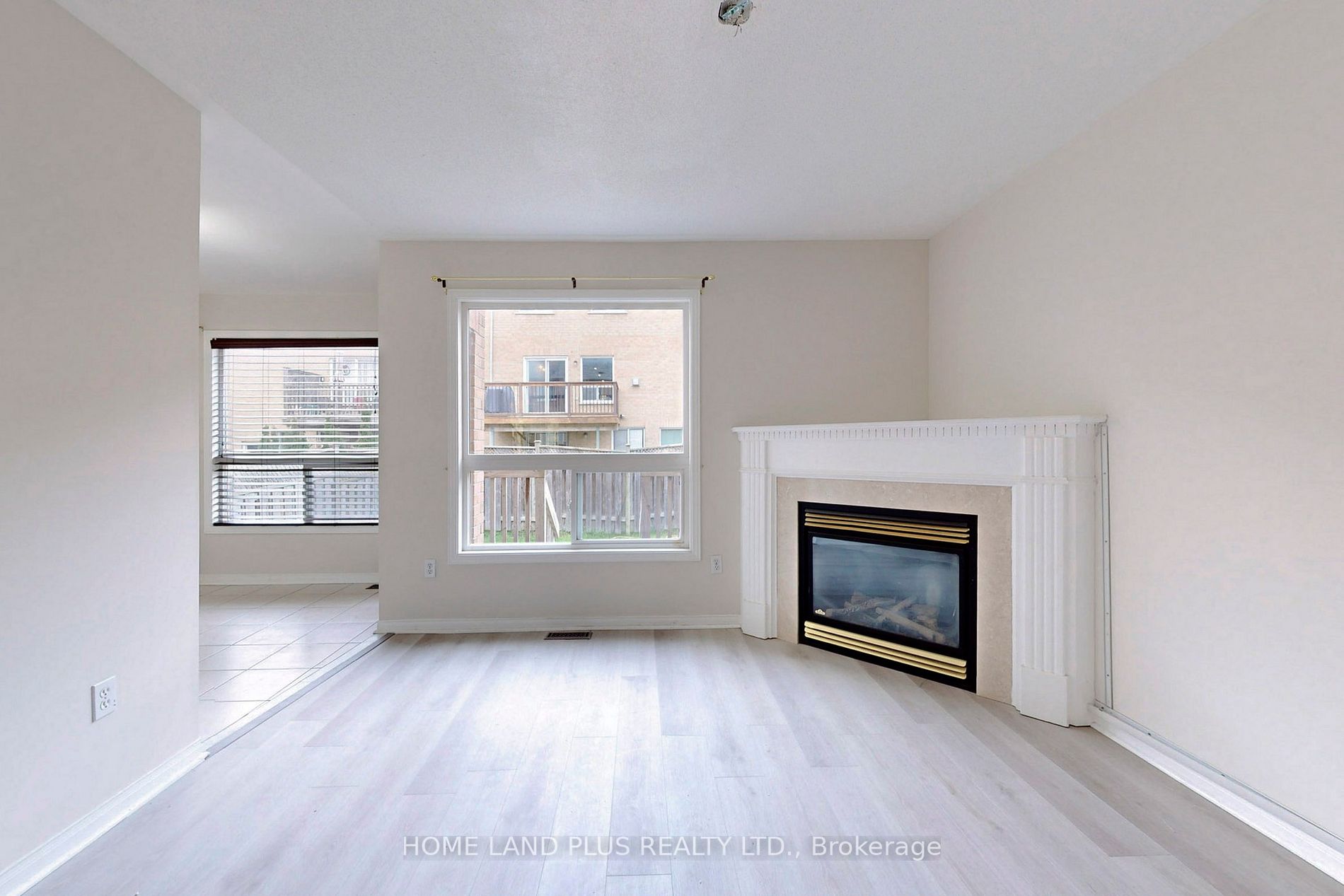 300 Flagstone Way Property Photo 6