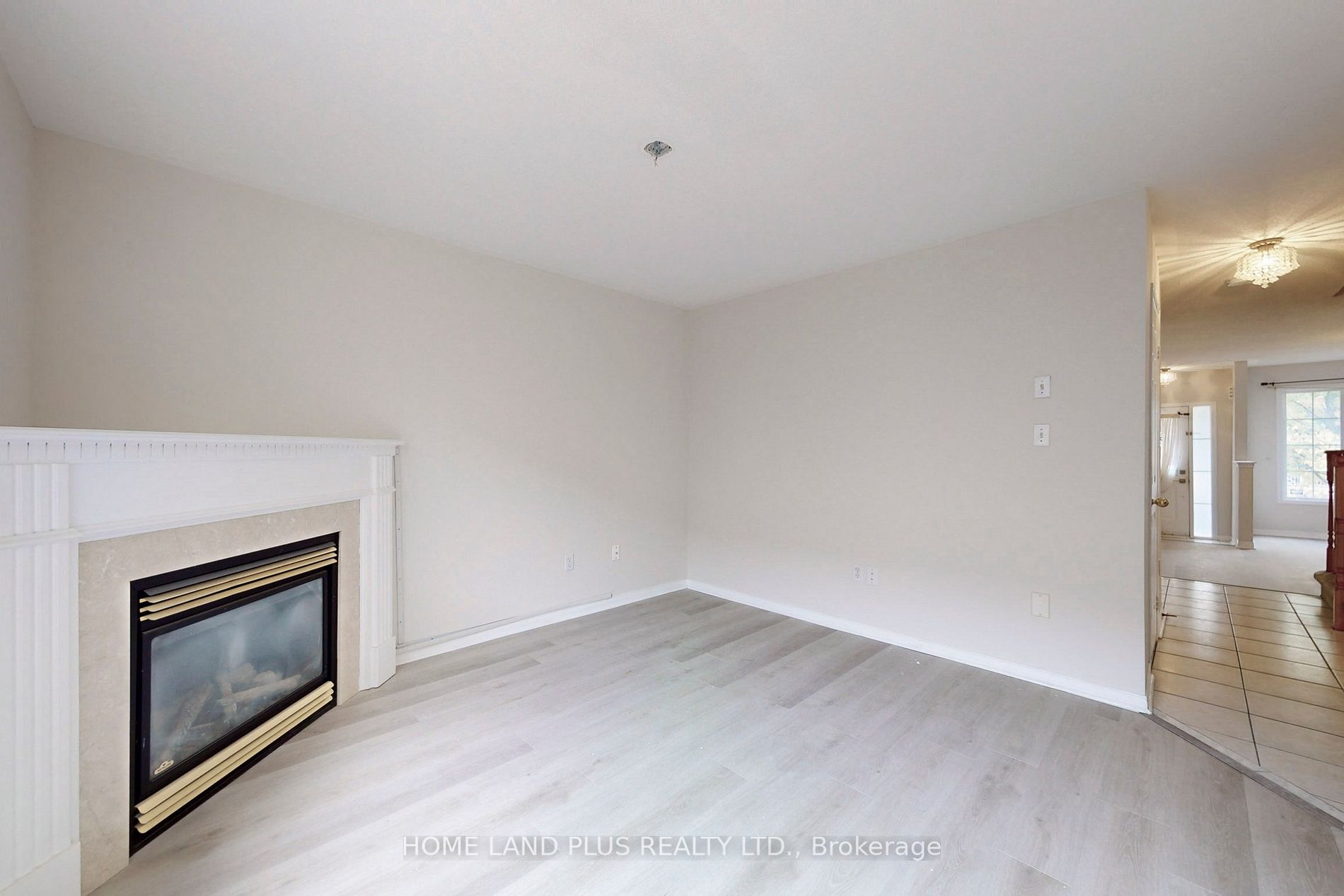 300 Flagstone Way Property Photo 8