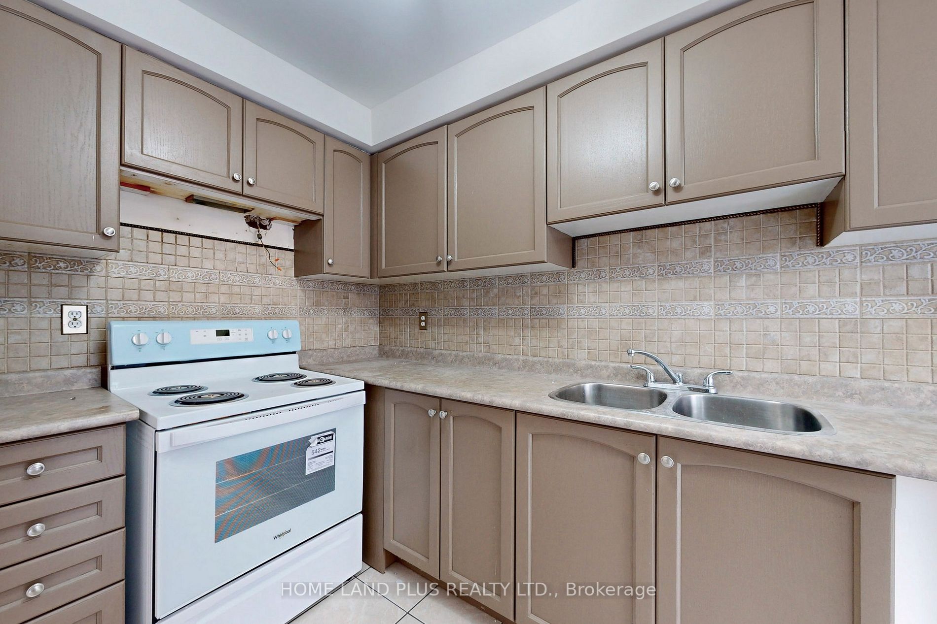 300 Flagstone Way Property Photo 10