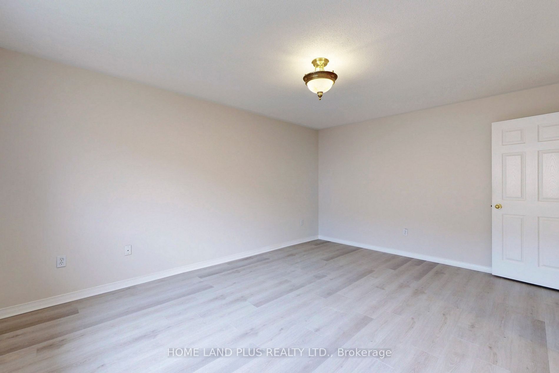 300 Flagstone Way Property Photo 22