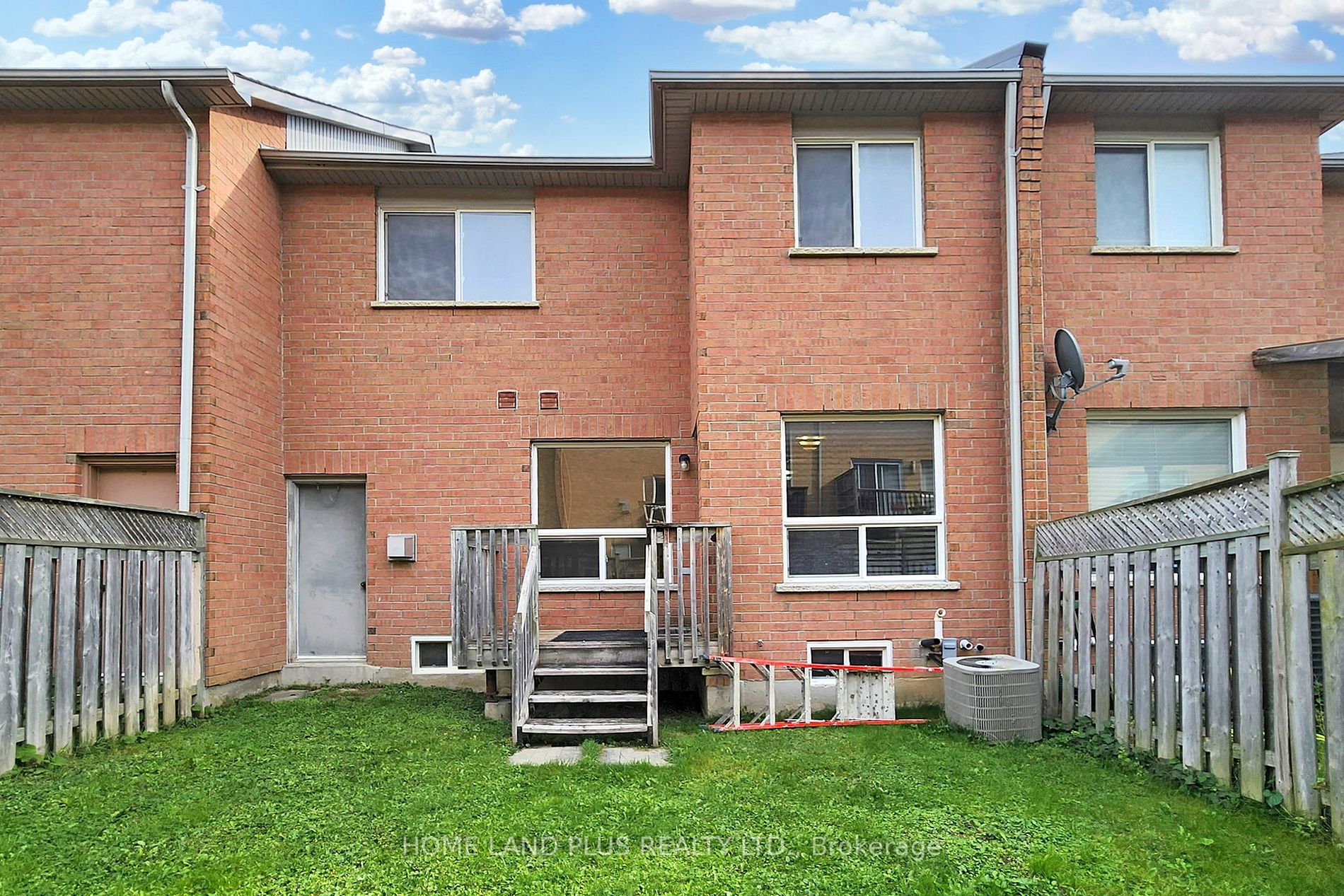 300 Flagstone Way Property Photo 34