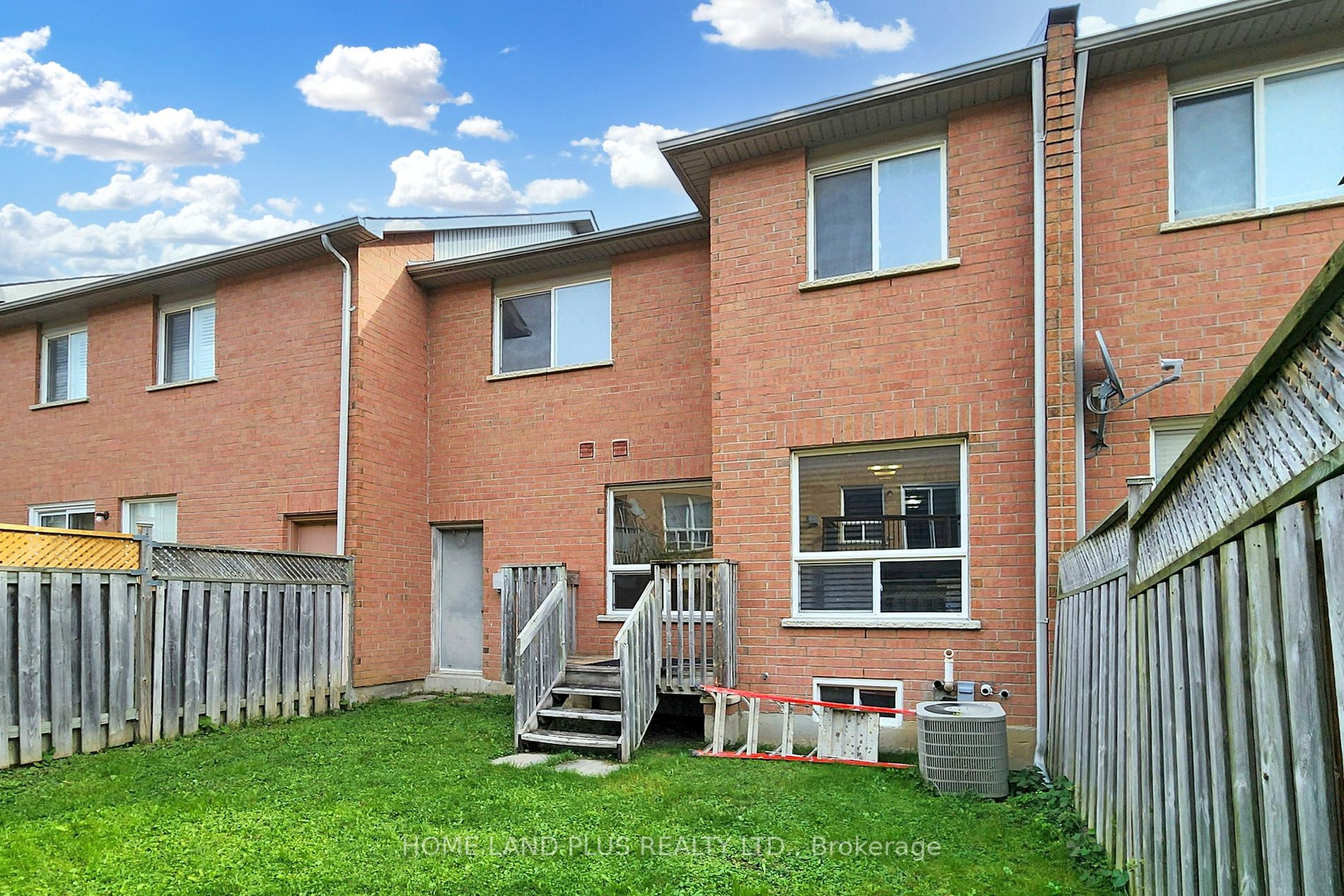 300 Flagstone Way Property Photo 36
