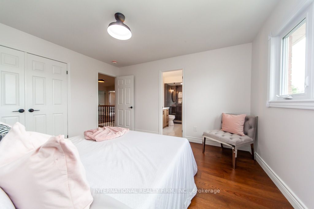 11 Coates Cres Property Photo 24