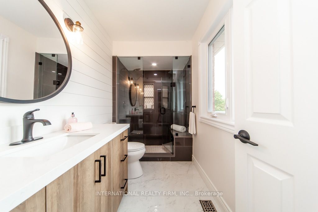 11 Coates Cres Property Photo 25