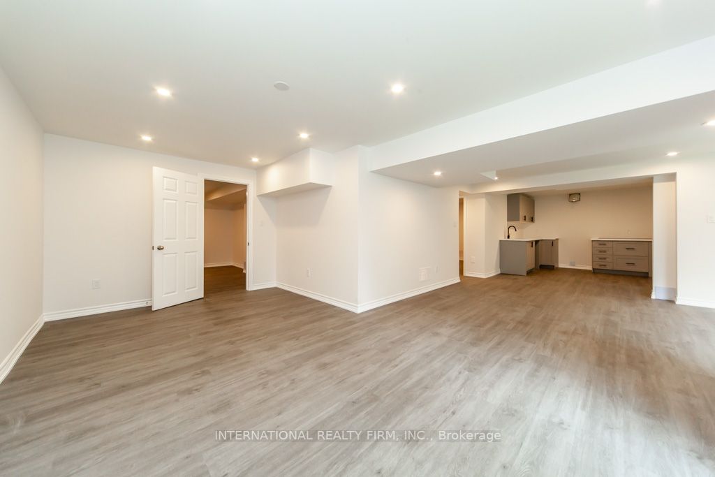 11 Coates Cres Property Photo 29