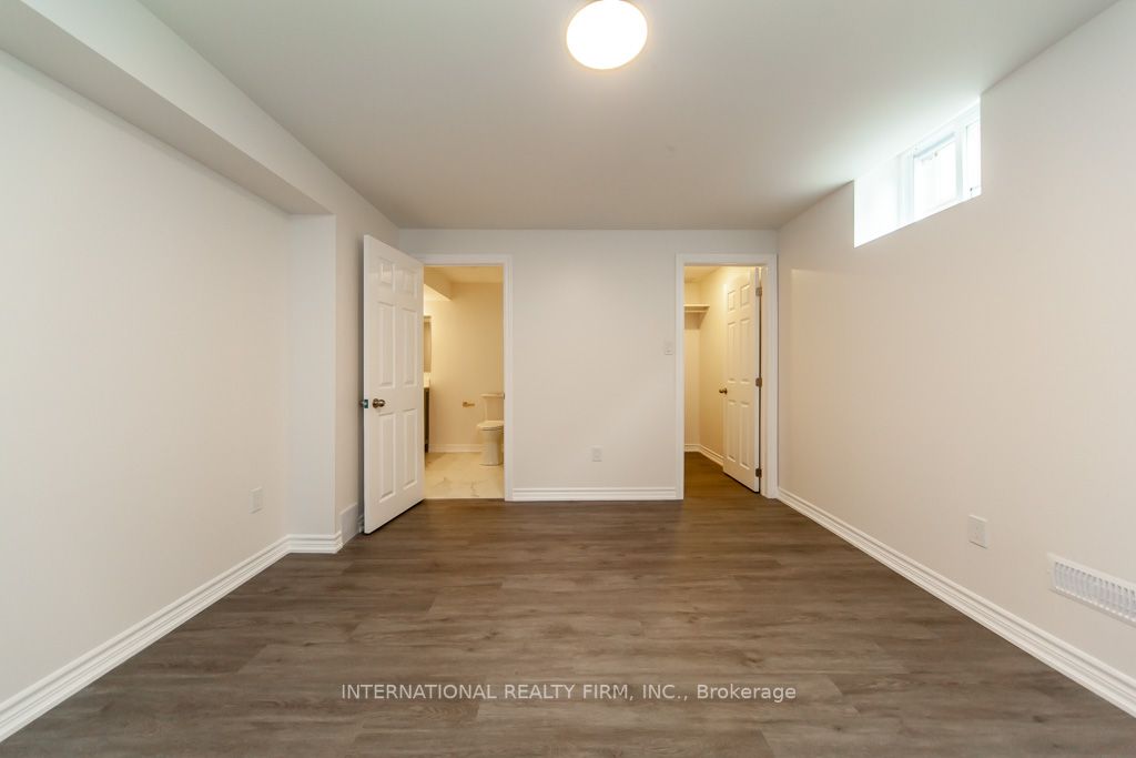 11 Coates Cres Property Photo 33