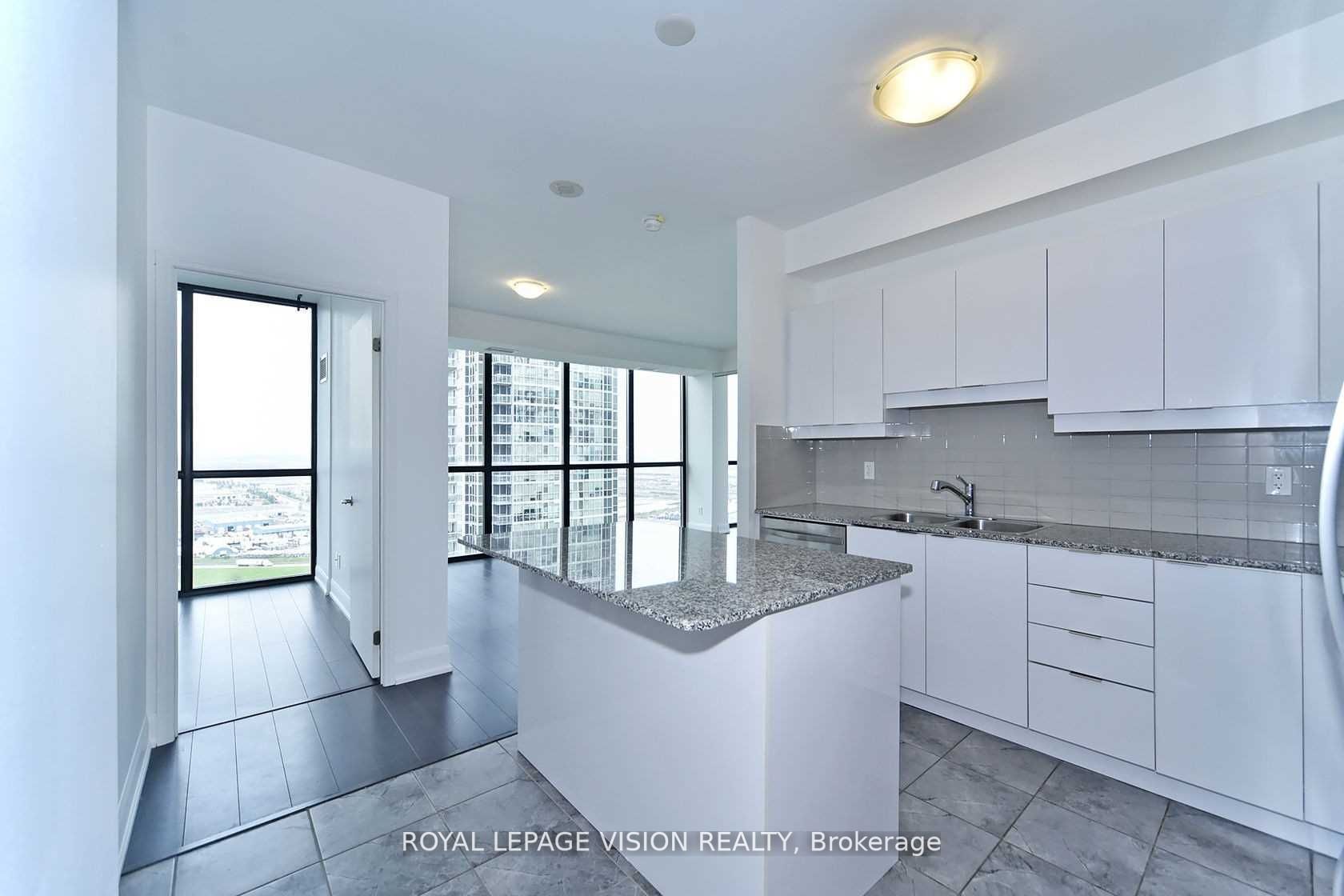 2910 Highway 7 Property Photo 6