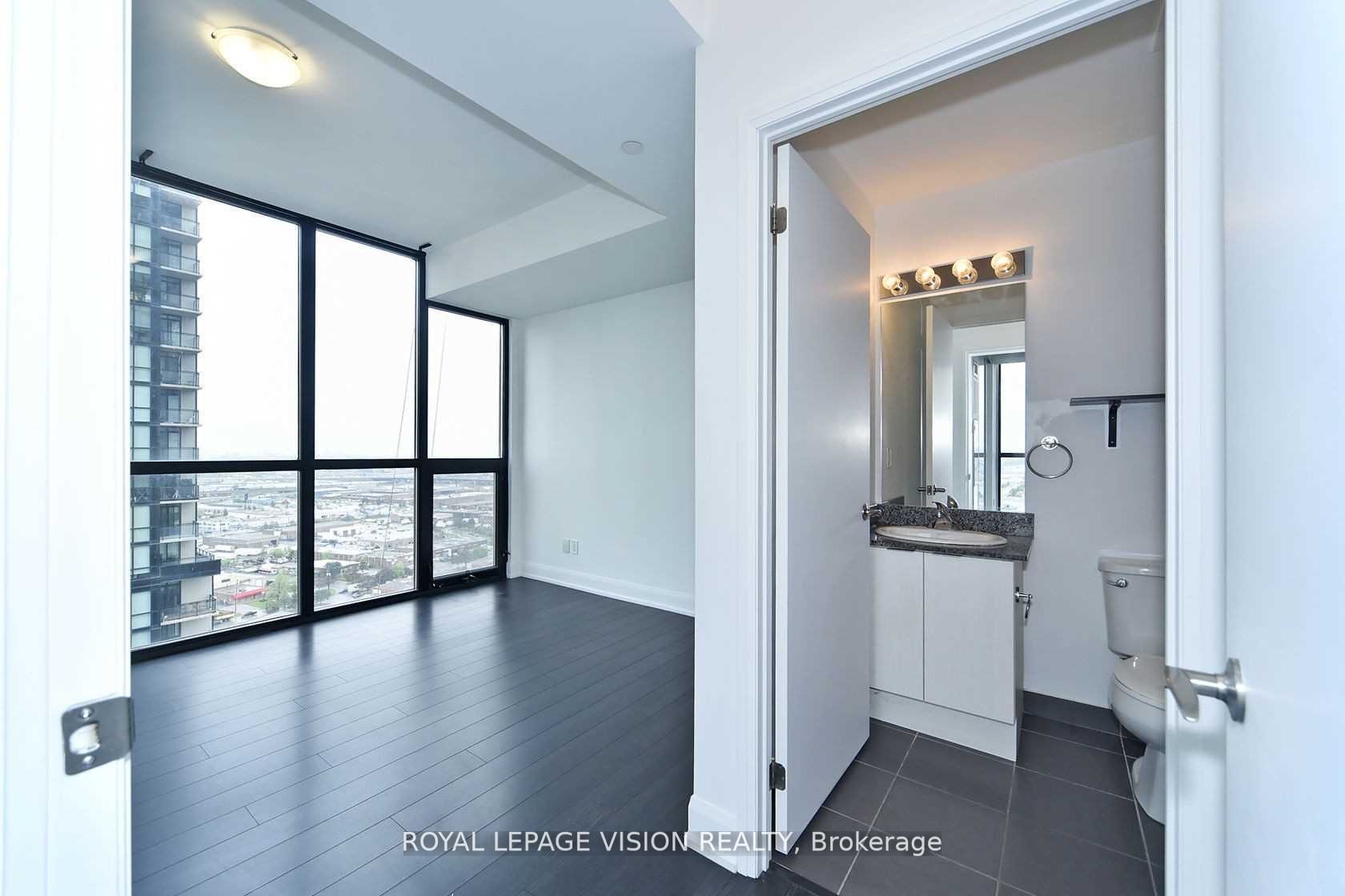 2910 Highway 7 Property Photo 24