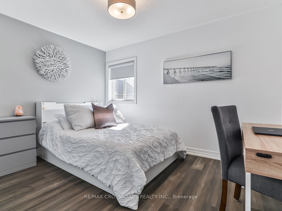 61 Paulgrave Ave Property Photo 25