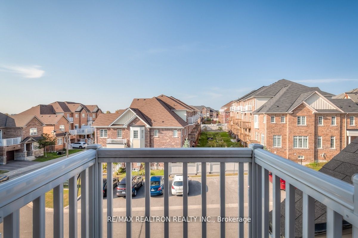 142 Roy Grove Way Property Photo 29