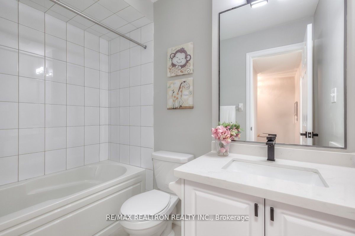 142 Roy Grove Way Property Photo 35