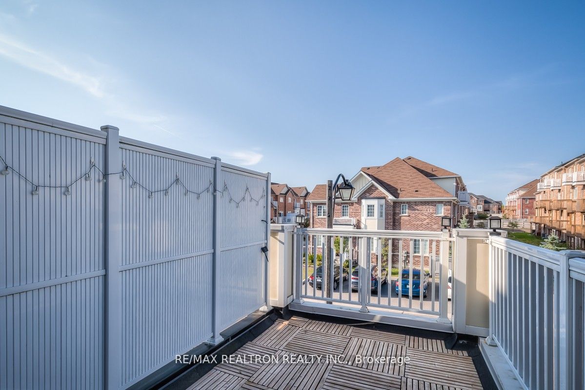 142 Roy Grove Way Property Photo 36