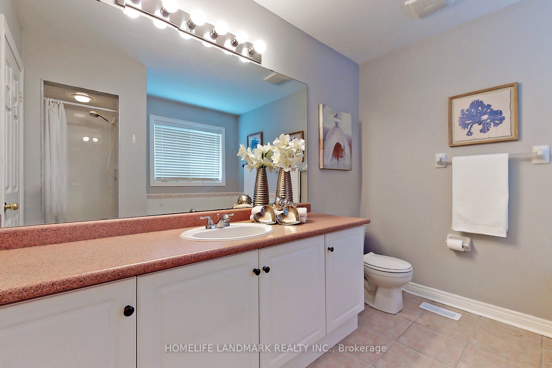 52 Steckley St Property Photo 19