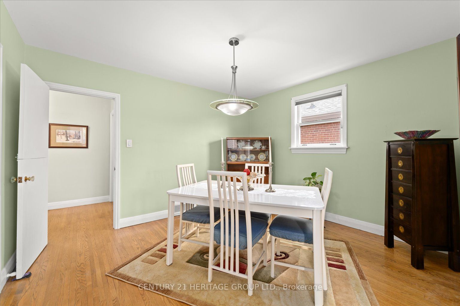 12 Royal Rd Property Photo 15