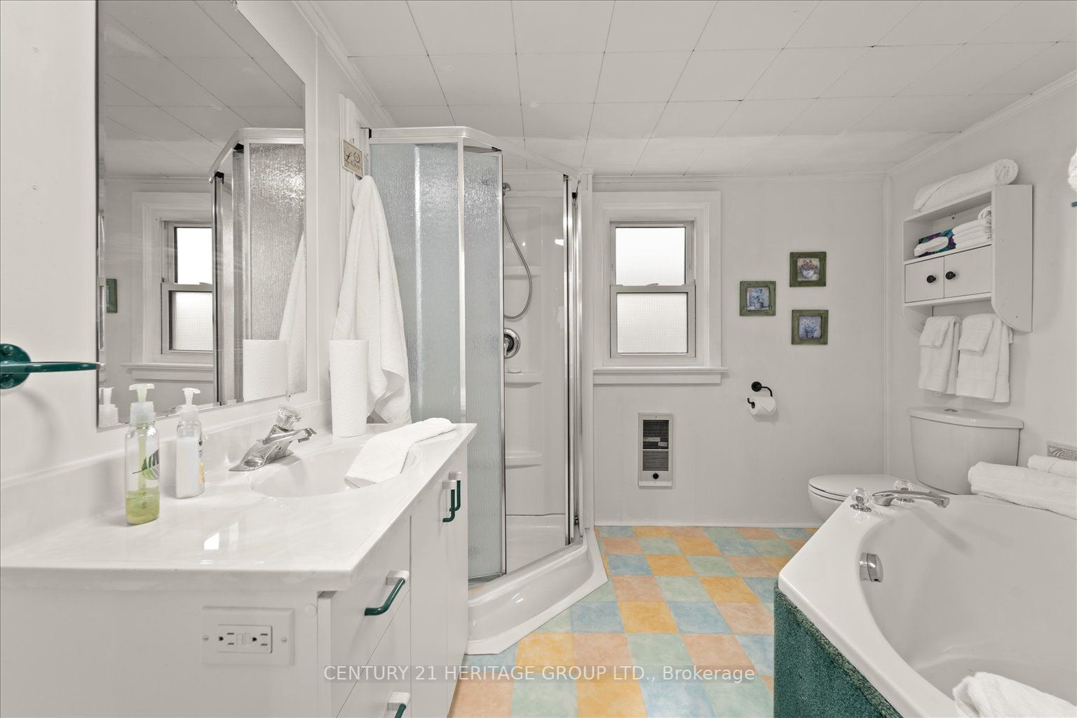 12 Royal Rd Property Photo 20