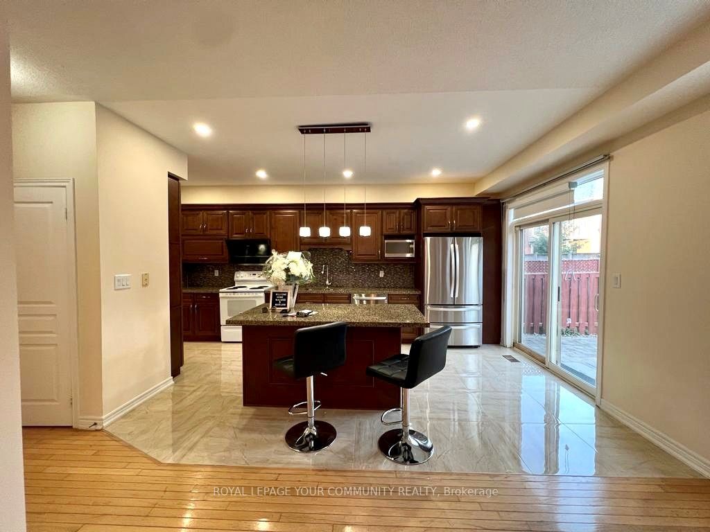 17 Waldron Cres Property Photo 5